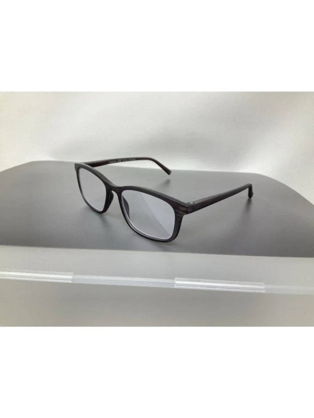 Peepers 2322 Mogul Reading Glasses +1.50 dark brown